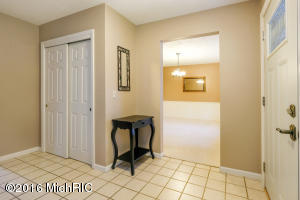 For Sale: 180 S Minges Rd Battle Creek, MI 49015