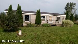 7124 Hall Rd