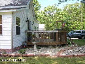 For Sale: 4091 Territorial Rd Benton Harbor, MI 49022