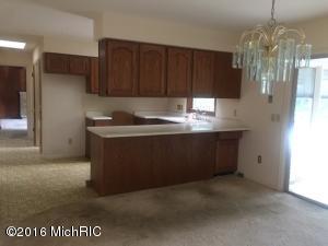 1421 Royal Oak Ave
