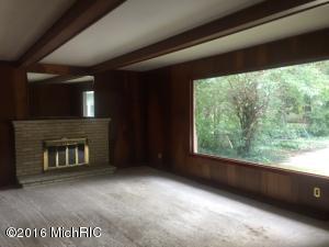 1421 Royal Oak Ave