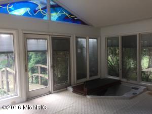1421 Royal Oak Ave