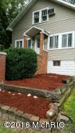 6048 Washington St
