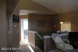 For Sale: 2591 Quakezik St Hastings, MI 49058