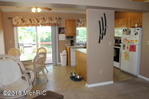 For Sale: 2591 Quakezik St Hastings, MI 49058