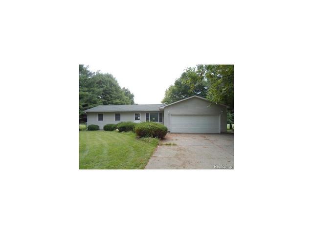 1061 W Sager Rd
