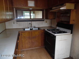 For Sale: 24230 Marcellus Hwy Marcellus, MI 49067