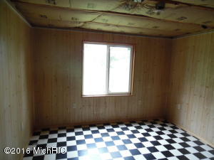 For Sale: 24230 Marcellus Hwy Marcellus, MI 49067