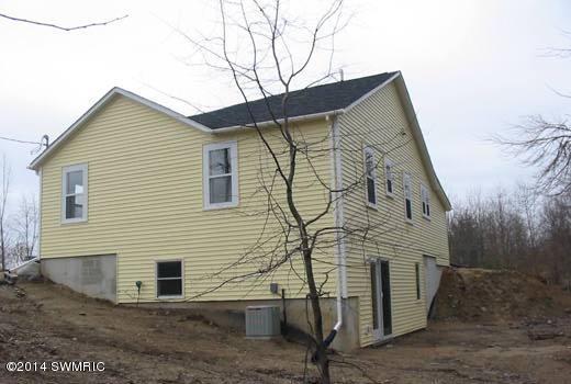 56642 N 46 12 St