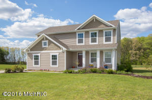50294 Rebecca Dr, Paw Paw MI 49079