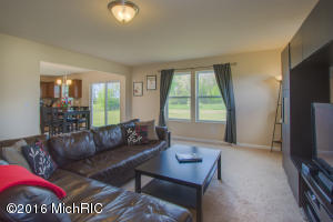 50294 Rebecca Dr, Paw Paw MI 49079