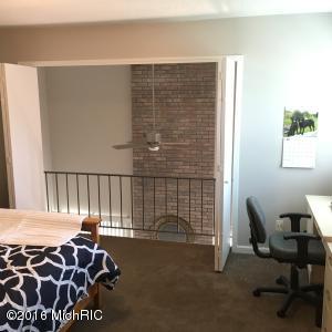 For Sale: 2540 Essex Ct Saint Joseph, MI 49085