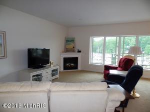 For Sale: 815 Wells St #APT 502 South Haven, MI 49090