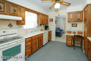 For Sale: 426 Center St Sturgis, MI 49091