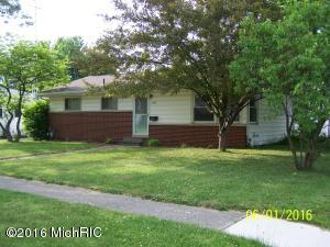 For Sale: 1624 Griffith St Sturgis, MI 49091
