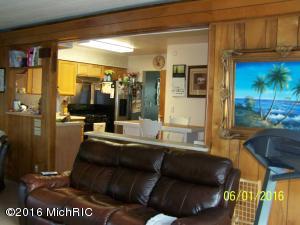 For Sale: 1624 Griffith St Sturgis, MI 49091