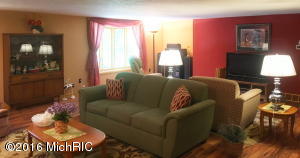 For Sale: 14235 Coon Holw Three Rivers, MI 49093