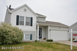 For Sale: 1409 Union Park Dr Vicksburg, MI 49097