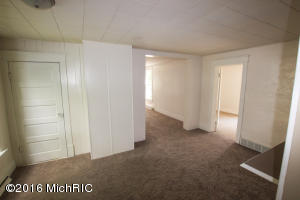 For Sale: 316 S Main St Watervliet, MI 49098
