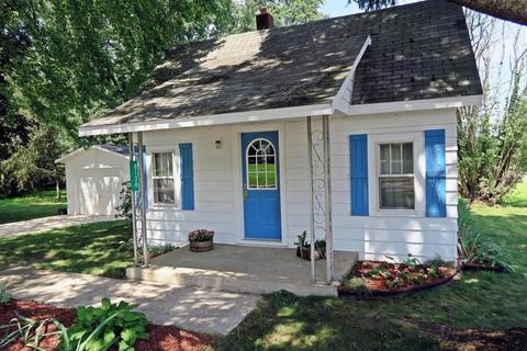 408 S Main St
