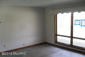 For Sale: 3144 Knight Dr Buchanan, MI 49107
