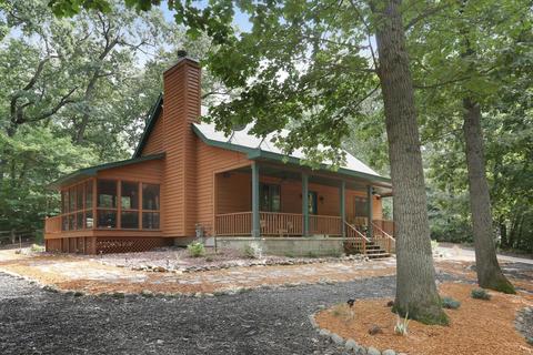 3892 Michiana Dr