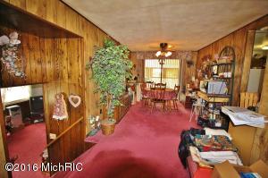 For Sale: 1226 Broad St Niles, MI 49120