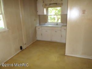 323 Woodruff St