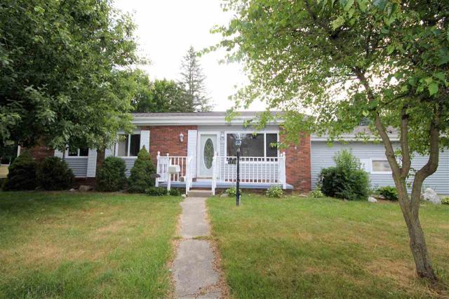 3328 Blue Ln