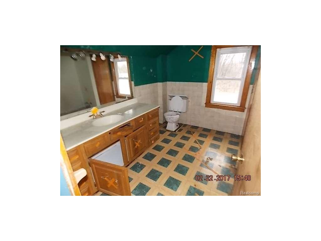 10059 25 12 Mile Rd