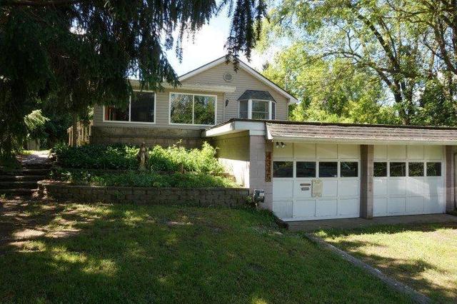 902 Seymour Ave
