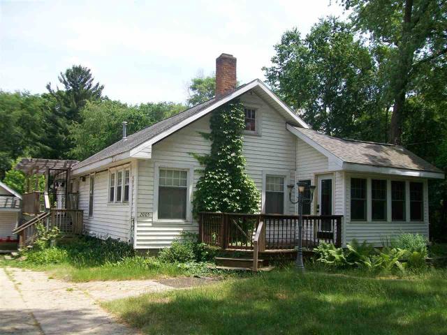 902 Seymour Ave