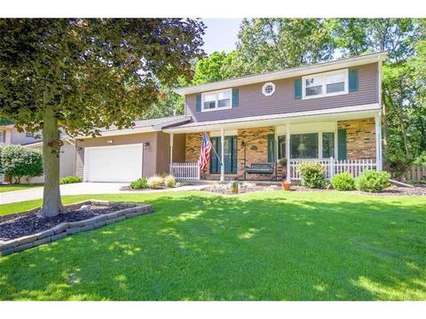 1833 Badgley Rd