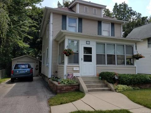 780 Crescent