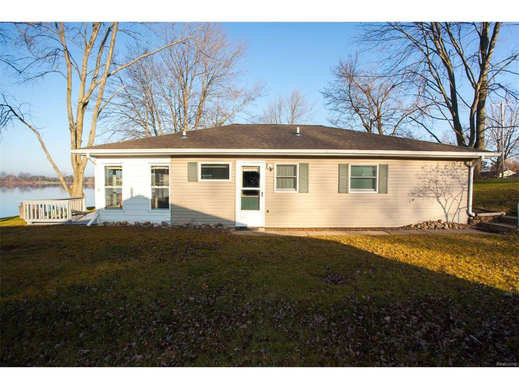 322 Dewey Lake Bch