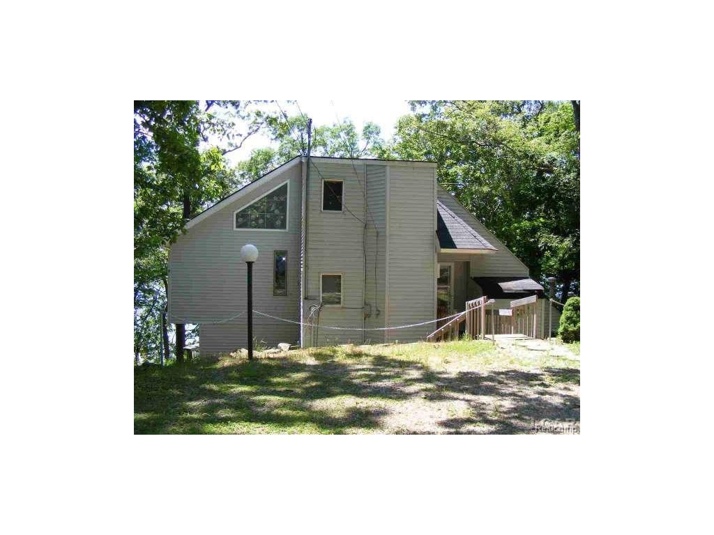 For Sale: 1672 Hillcrest Court Brooklyn, MI 49230