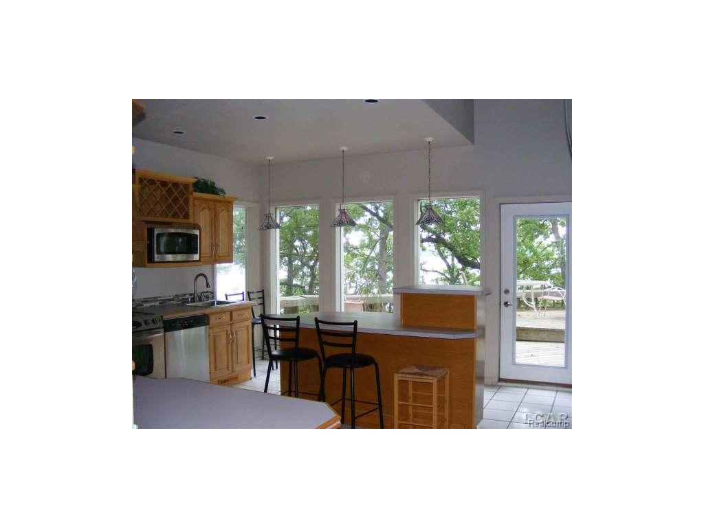 For Sale: 1672 Hillcrest Court Brooklyn, MI 49230