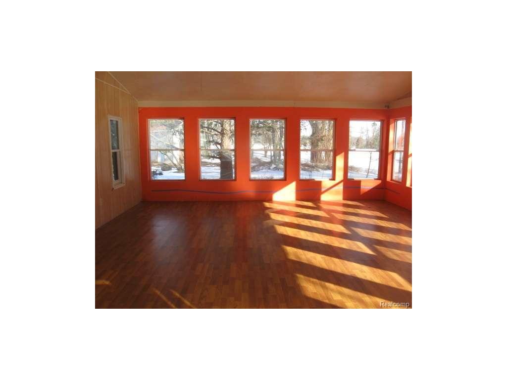 1519 Plymouth