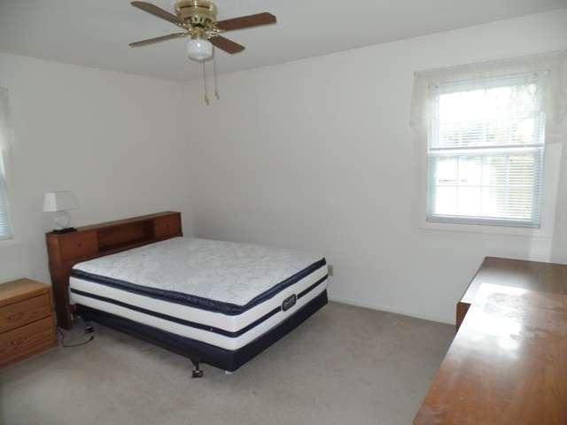 11010 Oakwood Dr