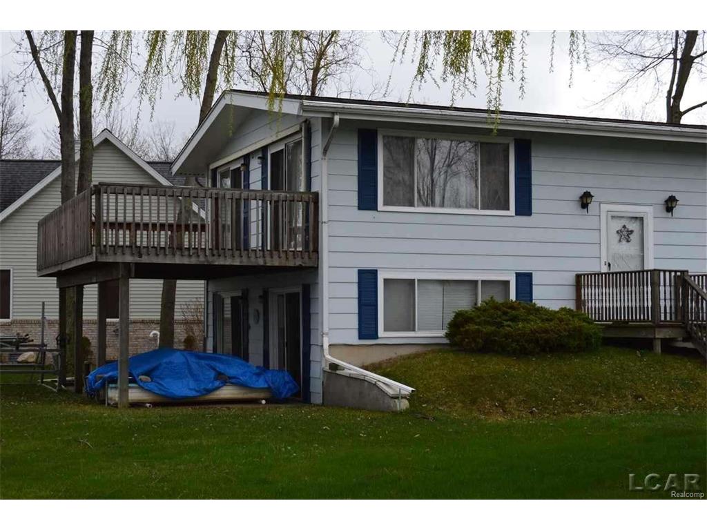 190 Lakeshore Dr