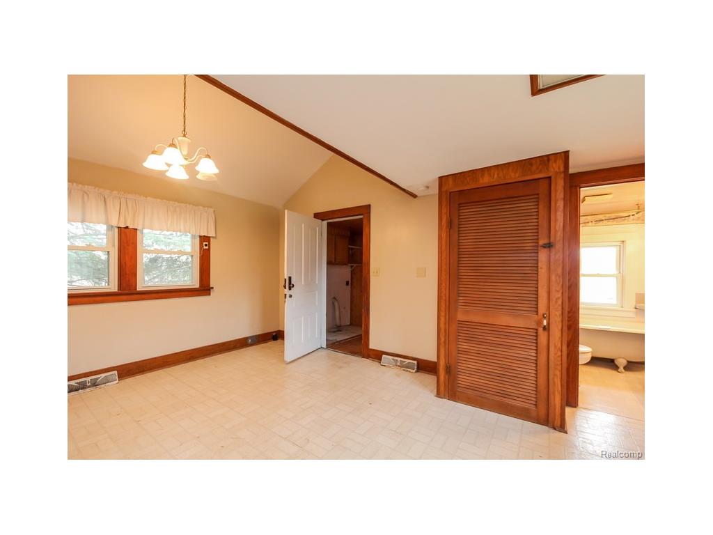 11043 Secor