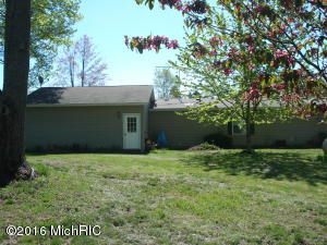 17861 Nelson Dr, Barryton MI 49305