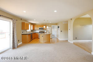 4518 Mesa Ct SE