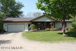 2427 140th Ave, Dorr MI 49323