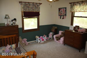 2427 140th Ave, Dorr MI 49323