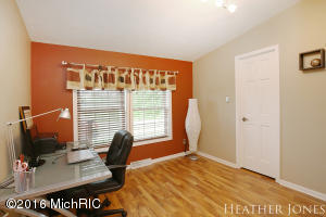 For Sale: 14795 Larsen Ave Gowen, MI 49326