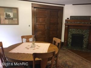 For Sale: 424 W Wheatland Ave Remus, MI 49340