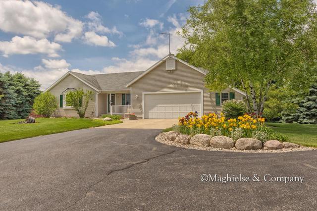 7330 Silver Meadow Dr NE