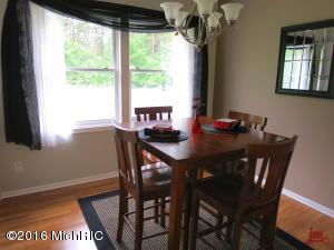 For Sale: 12065 Pine Cone Ct NE Rockford, MI 49341