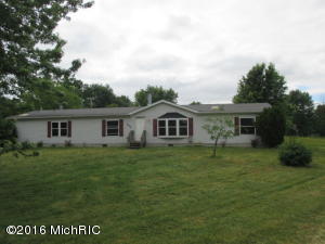For Sale: 1804 2nd St Shelbyville, MI 49344